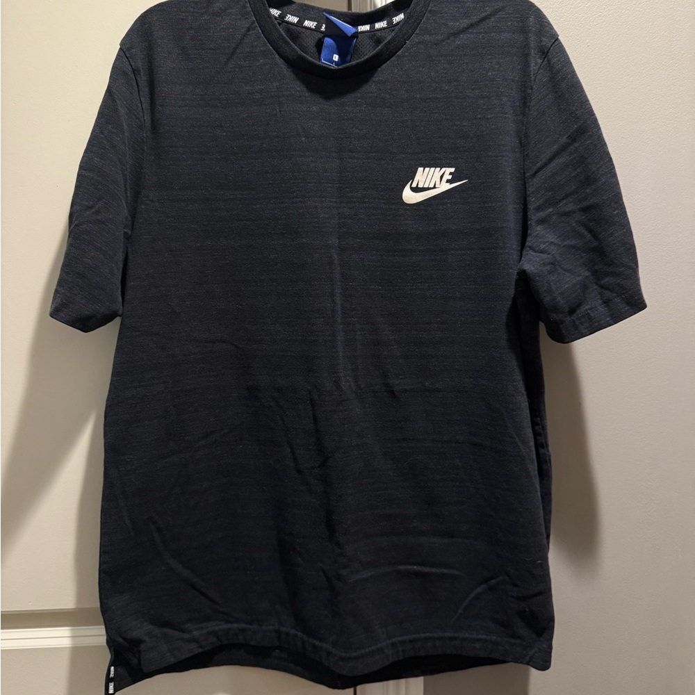 Nike Men's Dark Gray Short Sleeve Tee
